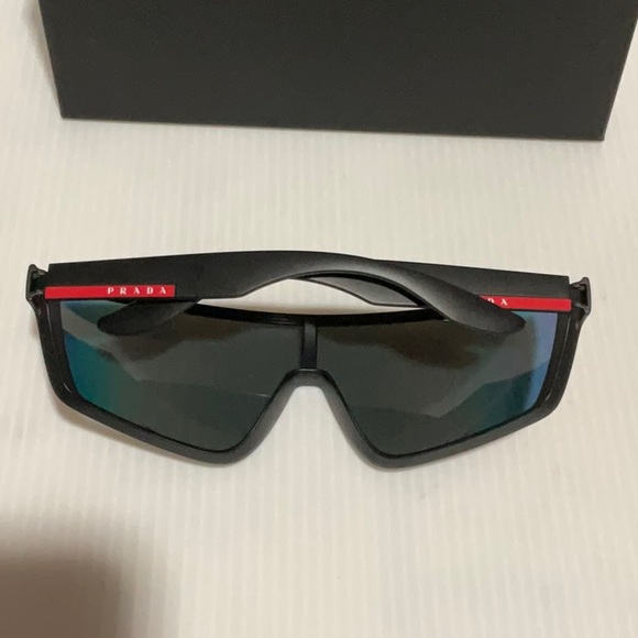 Prada Men’s sunglasses sps 09u dg0-9q1 matte black frame made in Italy - Picture 8 of 8